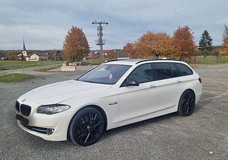 BMW 525d xDrive Touring -