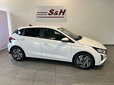 Hyundai i20 1,0T Family NAVI PDCh CAM Sitz/Lenkheiz Temp