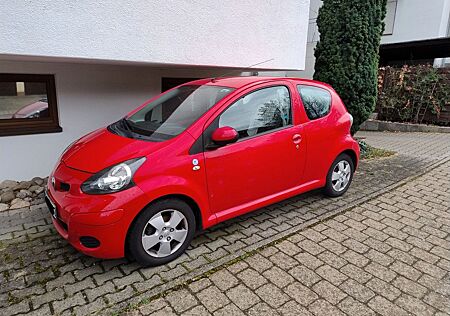 Toyota Aygo (X) Aygo Klima 8-Fach BITTE LESEN!