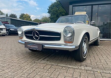 Mercedes-Benz 230 SL Pagode