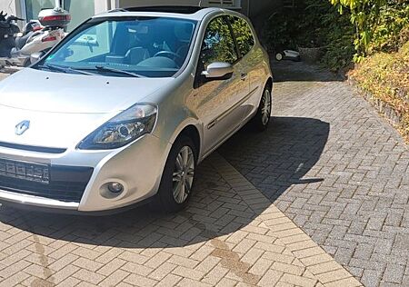 Renault Clio Night & Day 1.2 16V 75 Eco2 Night & Day