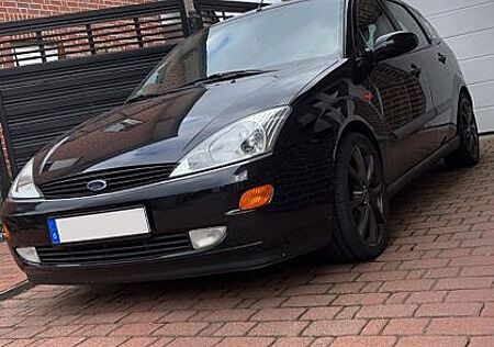 Ford Focus 1.6 Ghia