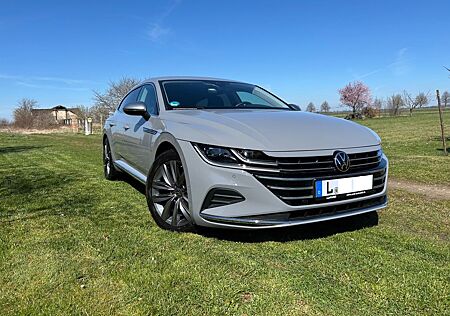 VW Arteon Volkswagen 2.0 TDI SCR DSGEleganceHarmanKardonHUD