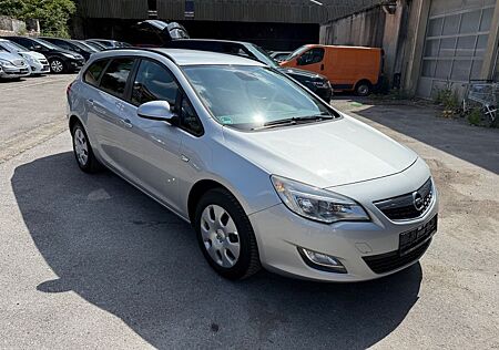 Opel Astra J Sports Tourer Design Edition TÜV NEU
