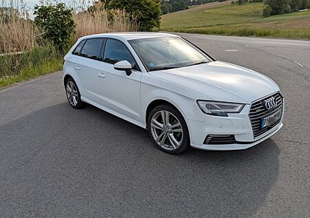 Audi A3 40 e-tron S tronic Sportback