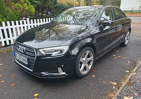 Audi A3 35 TFSI S tronic - Top gepflegt 44.000 KM