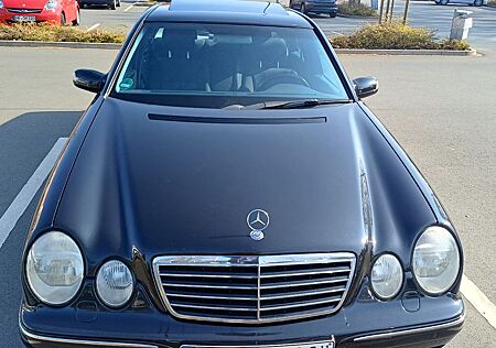 Mercedes-Benz E 280 W210 AVANTGARDE