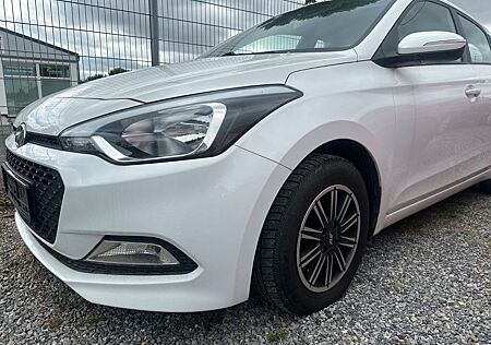 Hyundai i20 YES! Plus klima