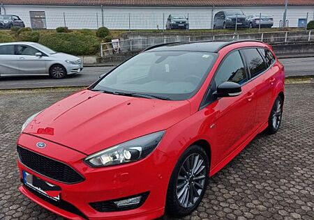 Ford Focus 1,5 EcoBoost 134kW ST-Line Turnier Aut...