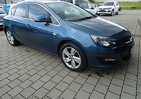 Opel Astra J Lim. 5-trg. Energy