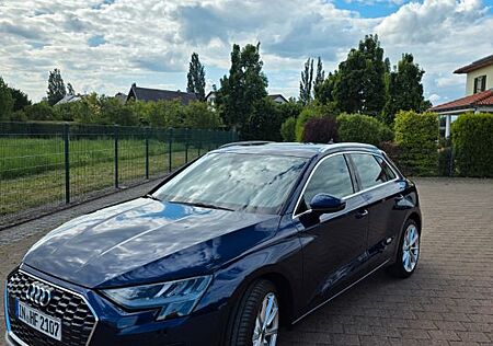 Audi A3 30 TFSI Sportback -