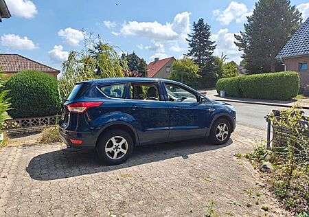 Ford Kuga 1,6 EcoBoost 110kW Titanium Privat/TÜV neu