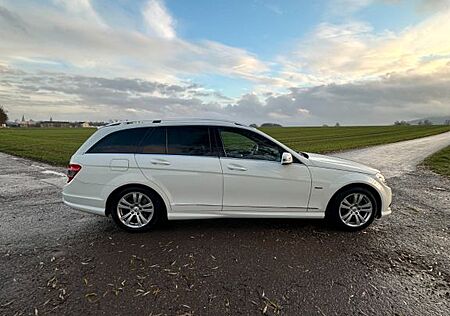 Mercedes-Benz C 180 CGI T BlueEFFICIENCY AVANTG. Aut. AVAN...