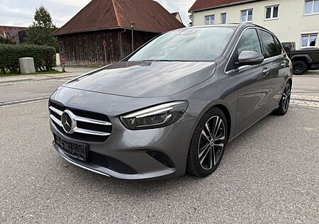 Mercedes-Benz B 220 4Matic Edition 19,Multibeam,,Panoroma,AHK