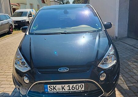 Ford S-Max 2,0 TDCi 120kW DPF Titanium Titanium