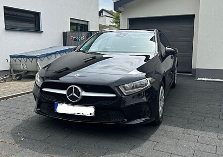 Mercedes-Benz A 200 d DCT -