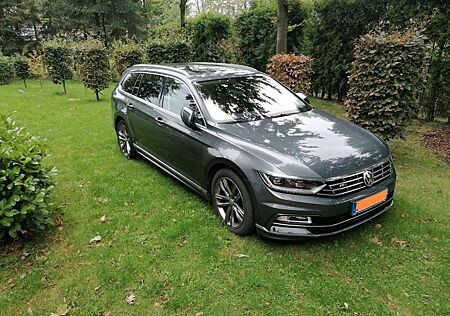 VW Passat Variant Volkswagen 2.0 TDI Highline R-Line