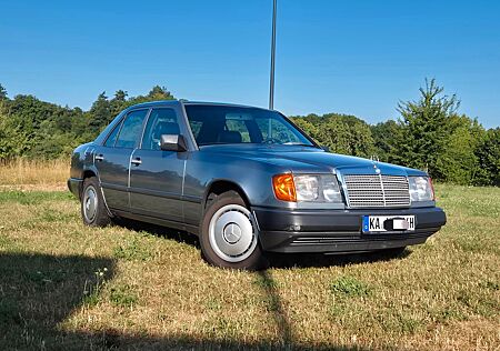 Mercedes-Benz 230 W124 230E H-Zul. Mopf0 Top Zustand HU NEU