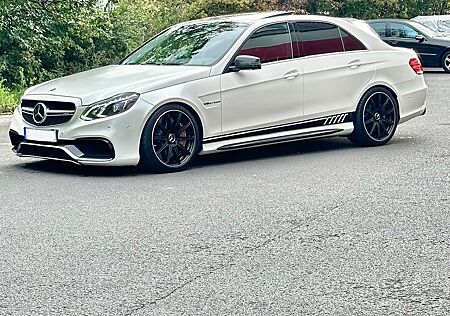 Mercedes-Benz E 63 AMG SELTENER , S 4MATIC KERAMIC, STERNENHI
