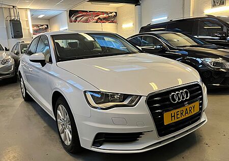 Audi A3 Limousine 1.6 TDI Sedan Navi Clima Bj-14