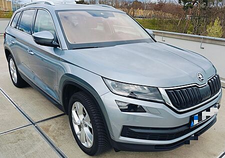 Skoda Kodiaq 2.0 TSI DSG 4x4 Style/PANO/AHK/CANTON/360