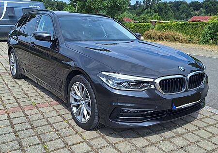 BMW 530d xDrive Touring A -