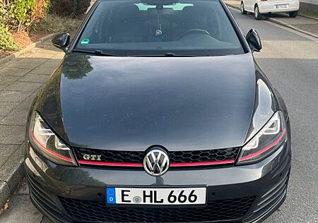 VW Golf Volkswagen 2.0 TSI BMT GTI