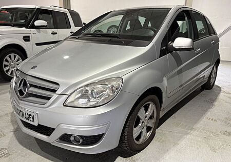 Mercedes-Benz B 180 *Klima*AHK*Sitzheizung*