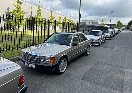 Mercedes-Benz 190