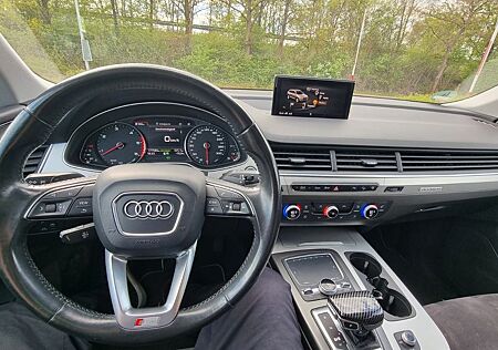 Audi Q7 3.0 TDI quattro tiptronic -