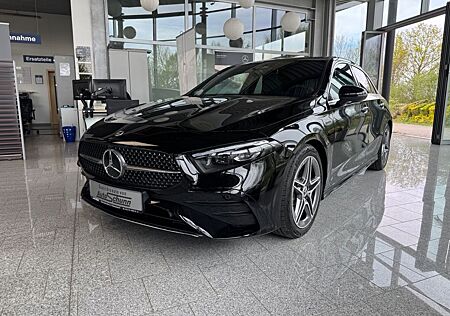 Mercedes-Benz A 200 AMG Line +MBUX+FLA+MBeam+Pano+KeyLess+LM