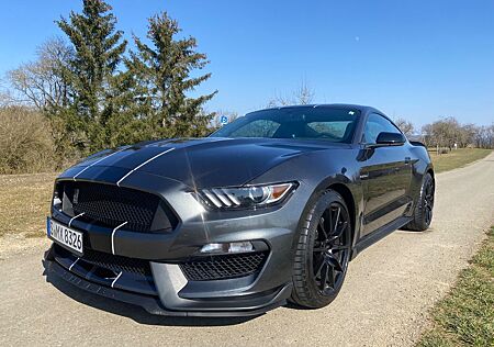 Ford Mustang Shelby GT350