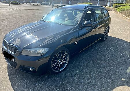 BMW 320d xDrive Touring Edition Exclusive Editio...