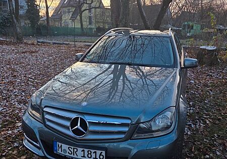 Mercedes-Benz C 200 T BlueEFFICIENCY AVANTGARDE AVANTGARDE