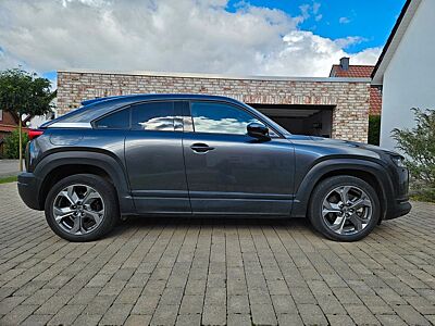 Mazda MX-30 36KWH 105kW First Edition First Edition