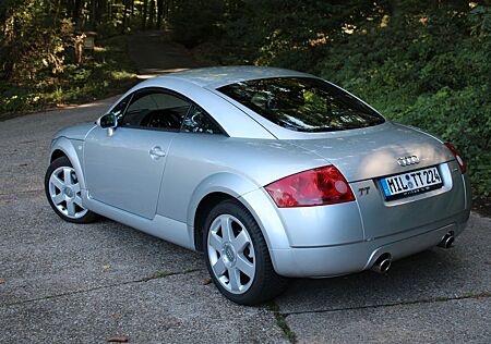 Audi TT Coupe 1.8T quattro - Originalzustand