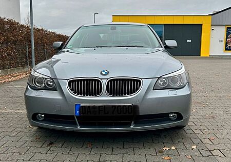 BMW 523i A