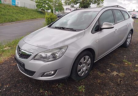 Opel Astra J Sports Tourer Edition