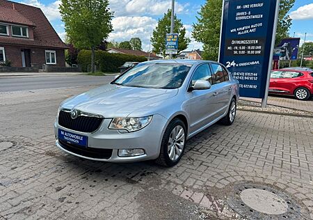 Skoda Superb 1.8 TSI DSG Elegance Leder Navi Xenon 1.H