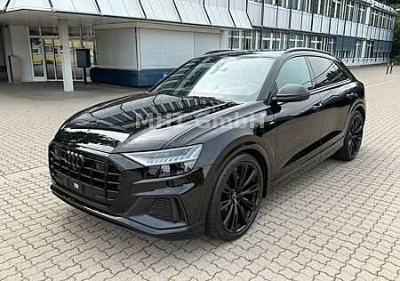 Audi Q8 50 TDI Quattro Competition plus *Voll*