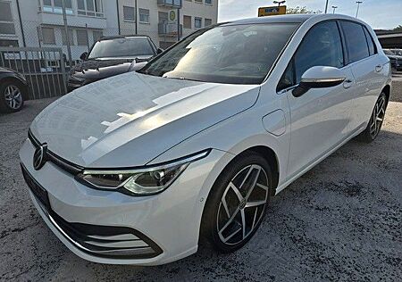 VW Golf Volkswagen VIII Lim. Style eHybrid 1,4 TSI HeadUp