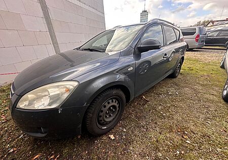 Kia Cee'd Sportswagon gebraucht kaufen Kia Cee'd Sportswagon Ex/Teilleder/Klima