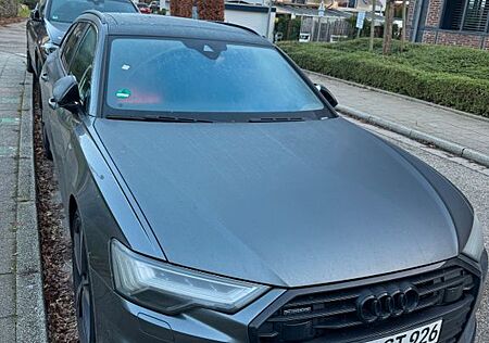 Audi A6 45 TFSI quattro S tronic S line Avant S line