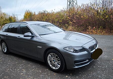 BMW 535d xDrive Touring A -