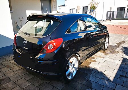 Opel Corsa 1.4 Twinport Sport OPC-Line