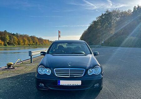 Mercedes-Benz C 220 CDI W203 MoPf Sitzheizung Tempomat