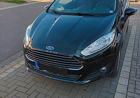 Ford Fiesta 1,0 EcoBoost 74kW Titanium PowerShift...