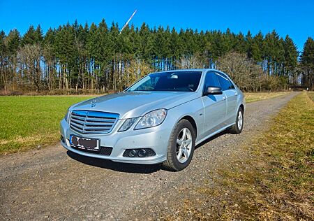 Mercedes-Benz E 200 CGI BlueEFFICIENCY AVANTGARDE AVANTGARDE