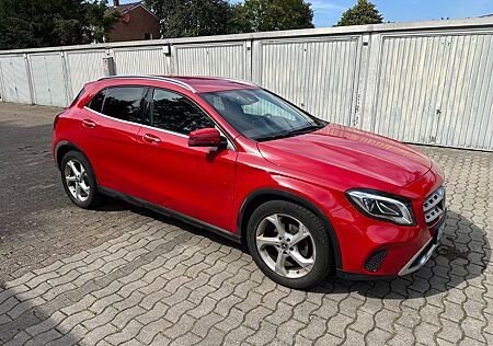 Mercedes-Benz GLA 200 d 4MATIC