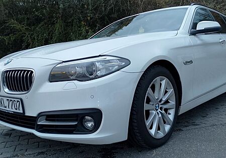 BMW 520d Touring Luxury Line.Eu-6 Start/Stop Gepfl !